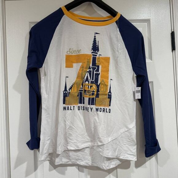 Brand new 71st anniversary WDW tshirt - Picture 1 of 2